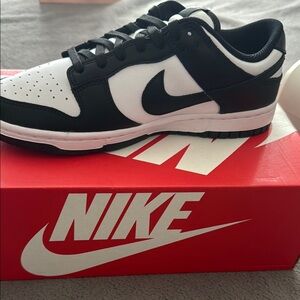 Nike Black and White Sneakers Classic Dunk Low